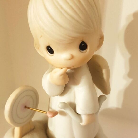 PRECIOUS MOMENTS "Sending My LOVE” Porcelaine Figurine * 1995 NEW - Picture 10 of 10